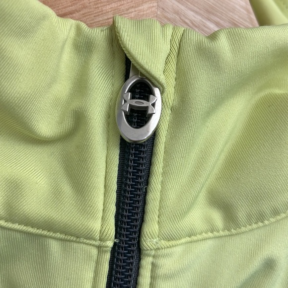 Under Armour Bright Running Lightweight Sweater - Picture 6 of 7